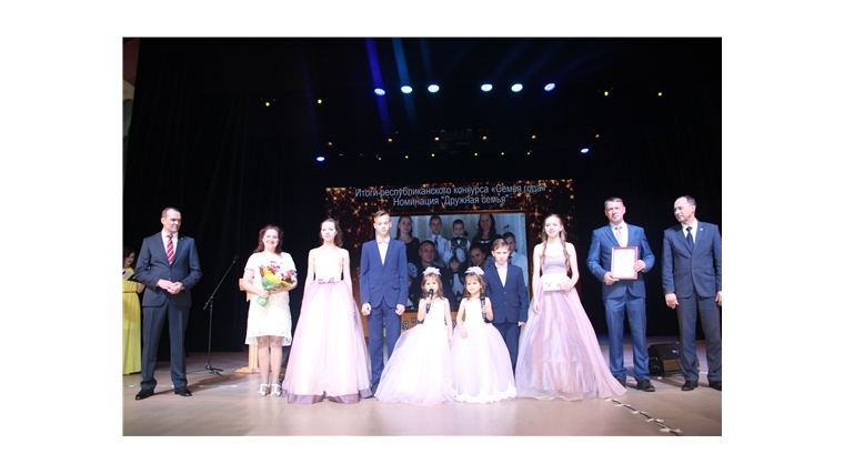 Школы семея. Дом престарелых верхневилюйске. Успешная семья приволжья. Кузнецкий переезд 1 пенза. 28 семей.