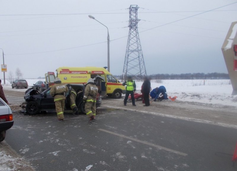 Чебоксары сегодняшние дтп. Дтп происшествия чебоксары. Прогород чебоксары дтп. Чебоксары столкновение авто. Чебоксары происшествия дтп сегодня.