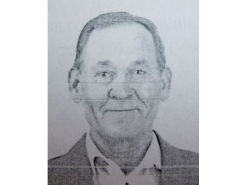 Константин кадыков. Тату на шее мужские. Кадыков сергей серафимович. Кадыков сергей васильевич. Адамово яблоко фото у мужчин.