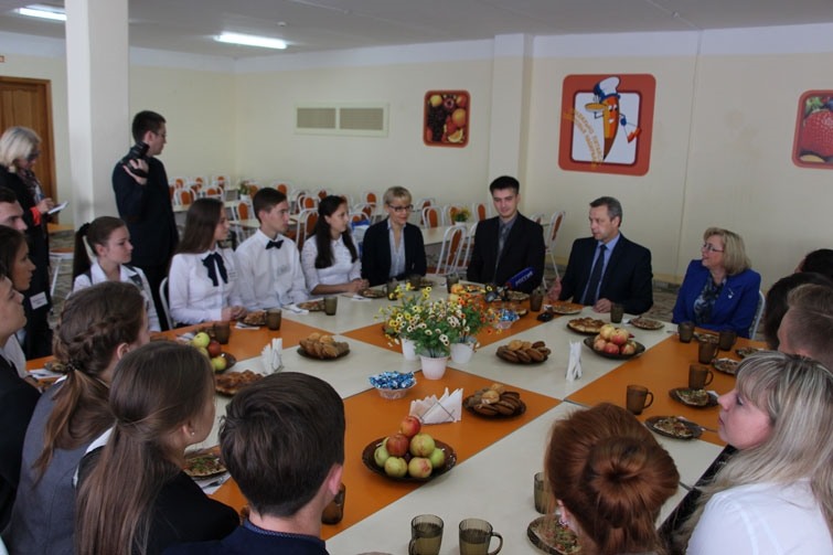 Мбоу лицей 4 кисловодск. Лицей 4 чебоксары. Лицей 4 чебоксары. Лицей 4 чебоксары начальная школа. Лицей 4 чебоксары начальная школа.