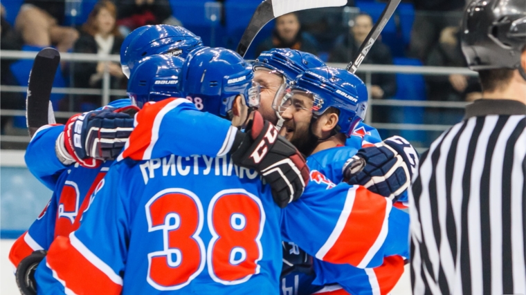 Цск вхл. Цск ввс рощинский. Дорожный пр. Хоккей цск ввс самара новая арена. Цск чебоксары.